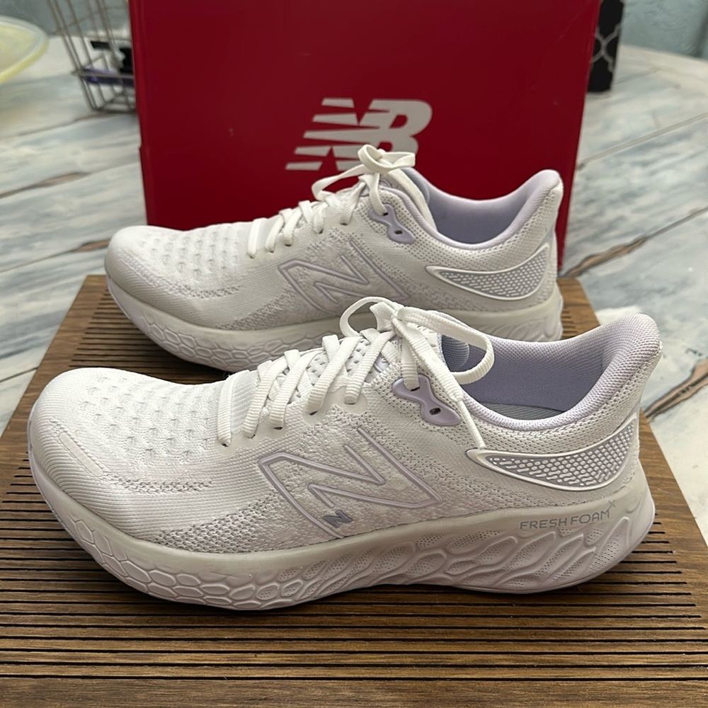 NEW New Balance Fuel Cell Propel v4